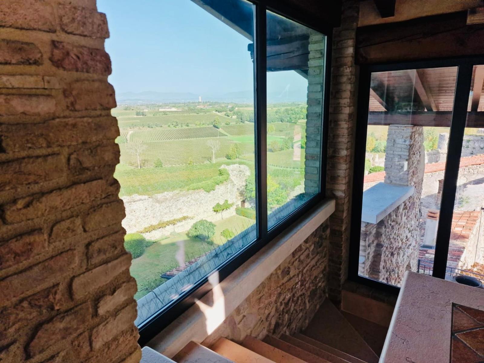 Ferienwohnung Tam'S Tower Pozzolengo Exterior foto